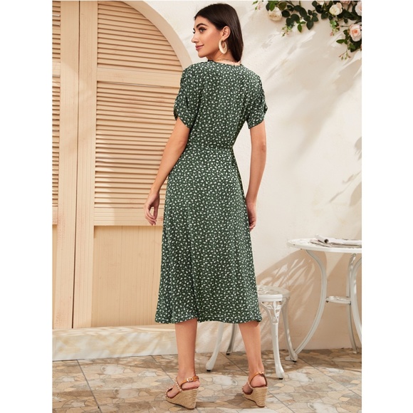 Green Floral Midi Dress Button Front V-Neck - Picture 2 of 10